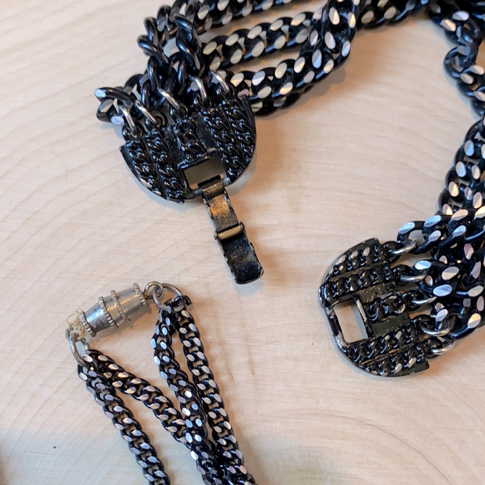 VINTAGE Black & Silver Soft Chain Set. - Picture 6 of 6